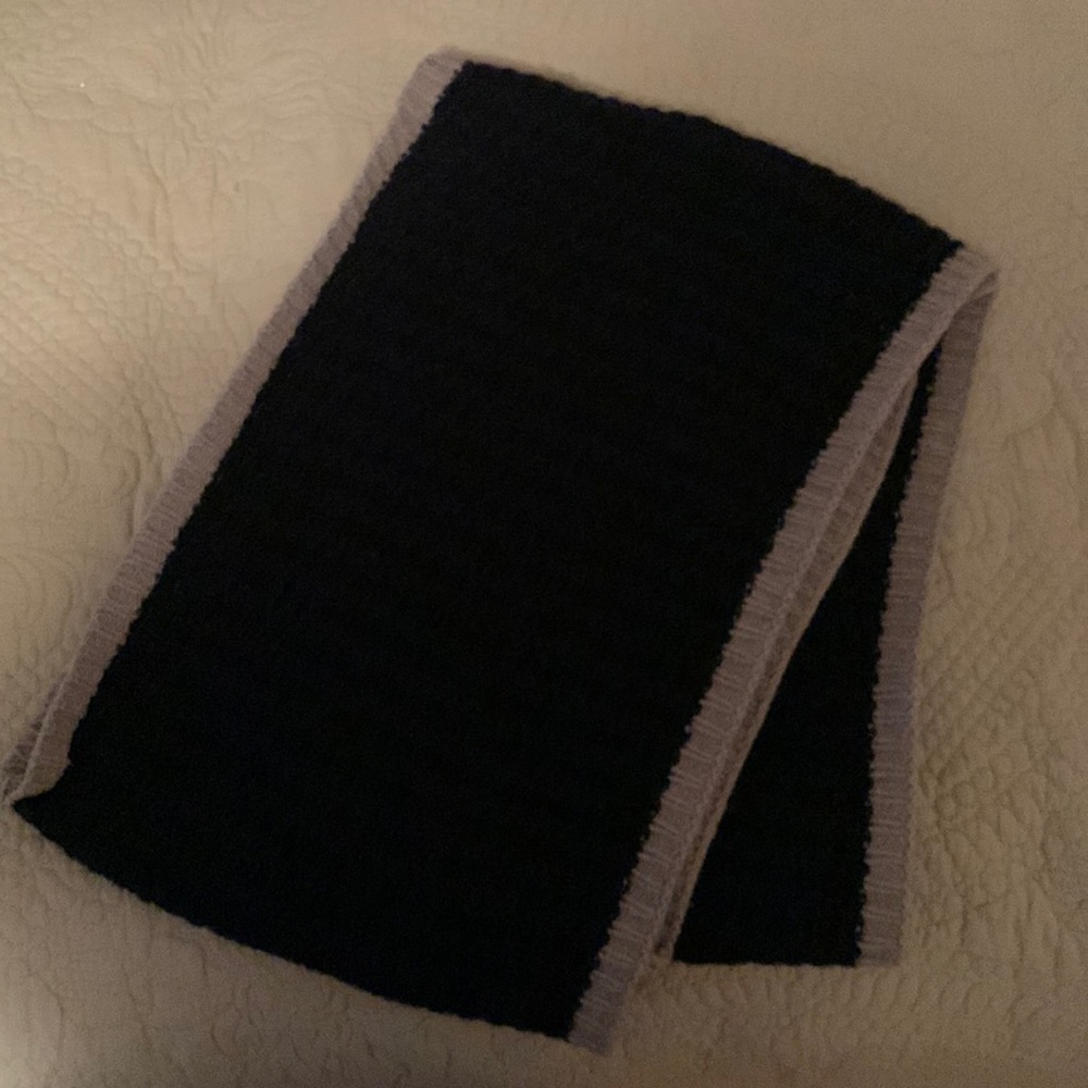 Boden Infinity scarf